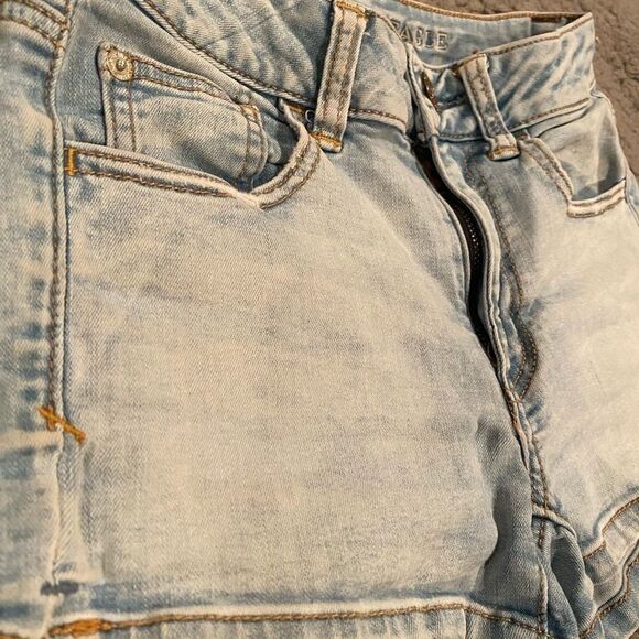 American Eagle Light Washed Jean Shorts Sz 0 - Picture 10 of 12